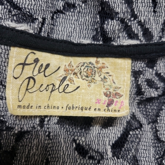 Free People Sheer Lined Floral Mini Dress.  Excellent Condition Pre-owned $108 - Picture 12 of 16